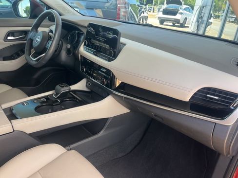 Used 2023 Nissan Rogue SL w/ SL Premium Package FWD image 25