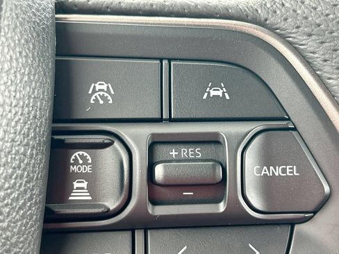 Certified 2025 Toyota Tacoma 4x4 Double Cab Hybrid image 18