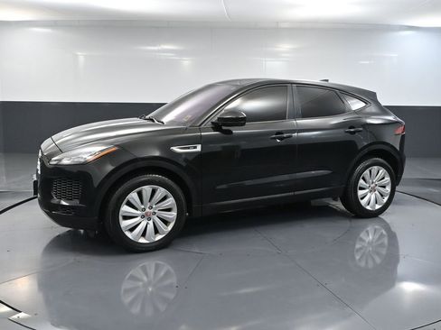 Used 2020 Jaguar E-PACE SE image 11