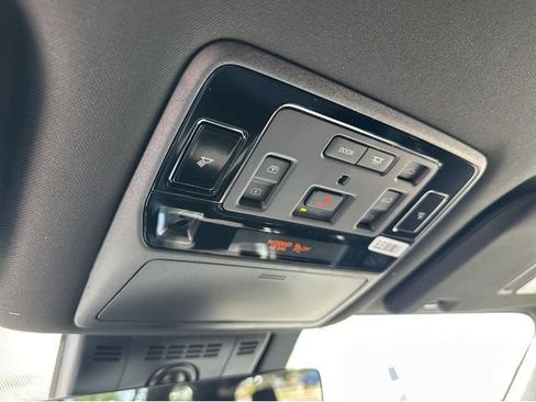 New 2026 Lexus TX 500h AWD image 10