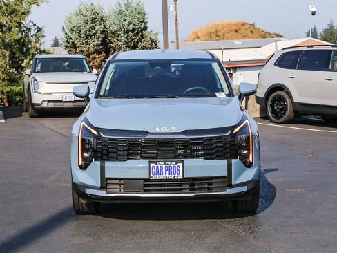 Certified 2026 Kia Sportage S AWD/4WD image 3