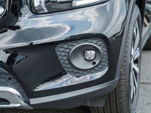 Certified 2023 Mercedes-Benz GLB 250 4MATIC image 13