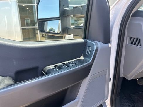 Used 2025 Ford F250 XLT w/ Tremor Off-Road Package AWD/4WD image 13