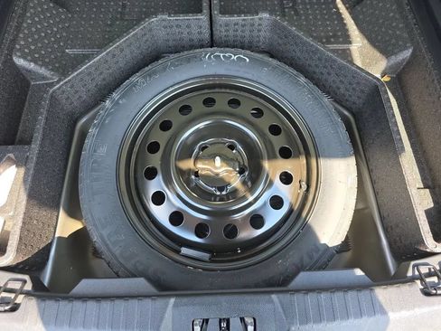 Used 2017 Ford Edge SEL w/ Equipment Group 201A FWD image 51