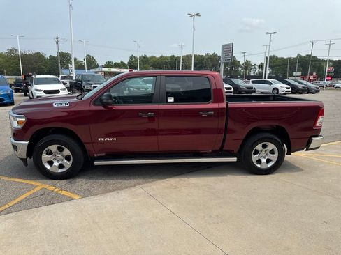Used 2024 RAM 1500 Big Horn AWD/4WD image 9