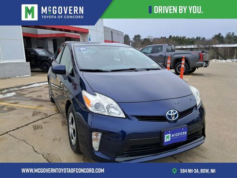 Used 2015 Toyota Prius Two image 6
