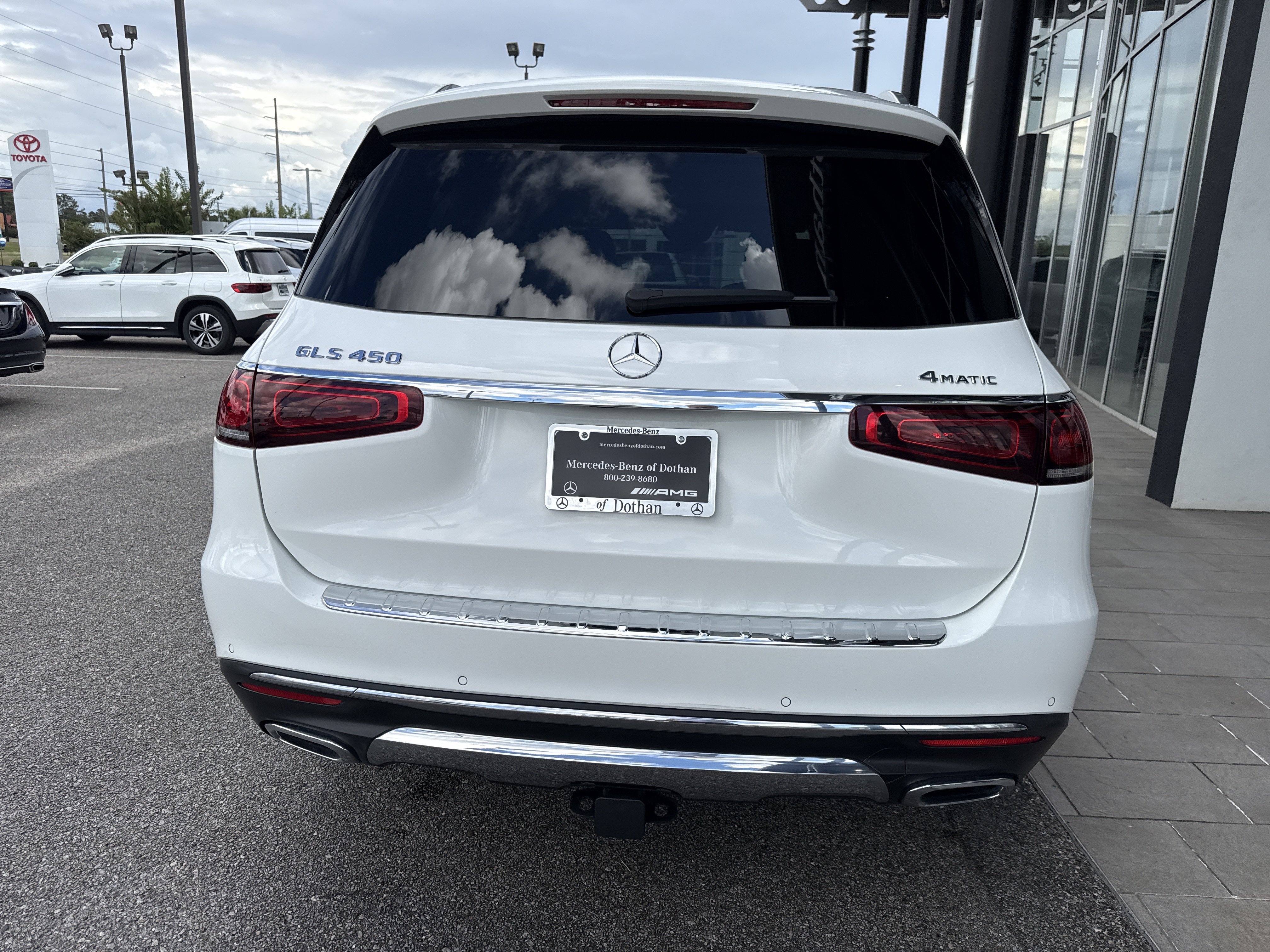 Used 2021 Mercedes-Benz GLS 450 4MATIC image 3