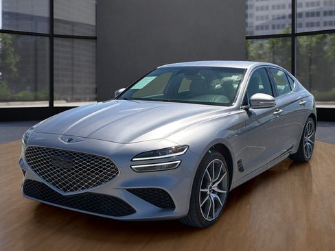 Used 2025 Genesis G70 2.5T AWD/4WD image 12