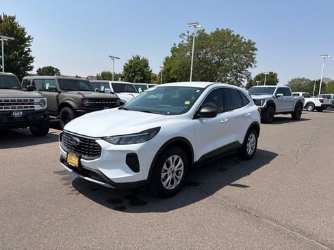 Certified 2024 Ford Escape Active w/ Tech Pack #1 AWD/4WD image 4