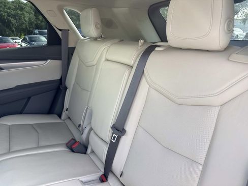 Used 2019 Cadillac XT5 Luxury image 14