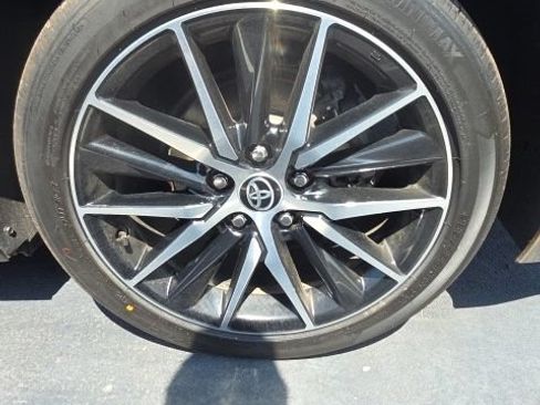 Used 2023 Toyota Camry SE w/ Cold Weather Package FWD image 20