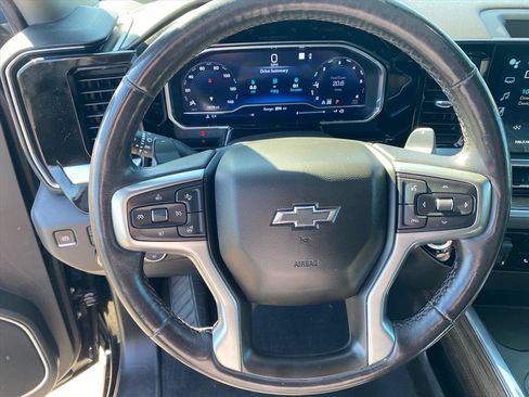 Used 2022 Chevrolet Silverado 1500 RST w/ Max Trailering Package AWD/4WD image 10