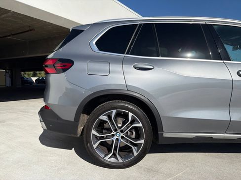 Used 2026 BMW X5 xDrive40i w/ Premium Package AWD/4WD image 6