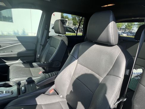 Used 2022 Honda Passport EX-L image 16