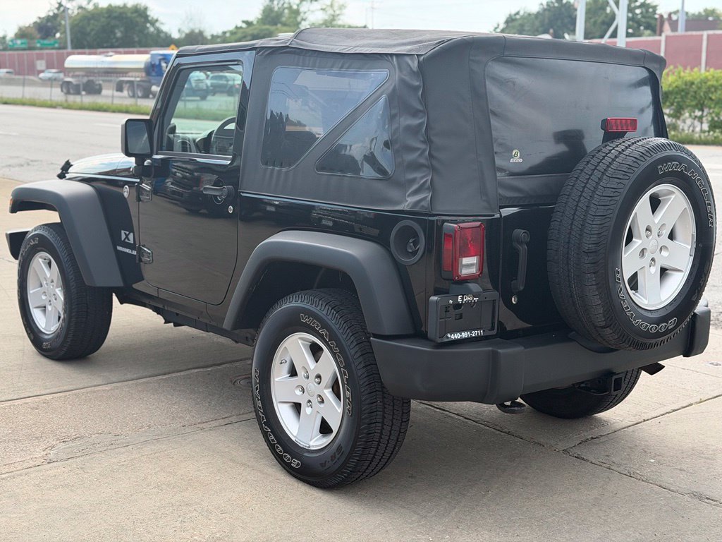 Used 2009 Jeep Wrangler X AWD/4WD image 6