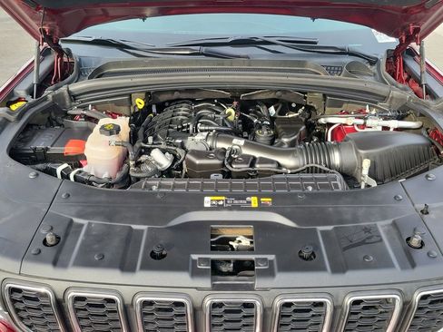 Used 2023 Jeep Grand Cherokee L Laredo w/ Luxury Tech Group I image 21