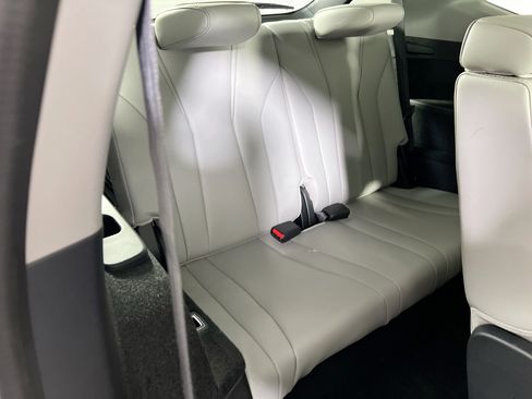 Used 2023 Acura MDX SH-AWD w/ Technology Package image 29