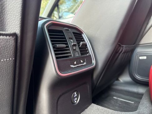 Used 2021 Porsche Macan GTS image 36