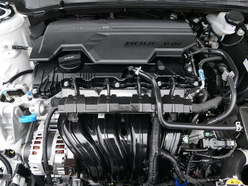 Certified 2025 Kia K4 FWD image 29