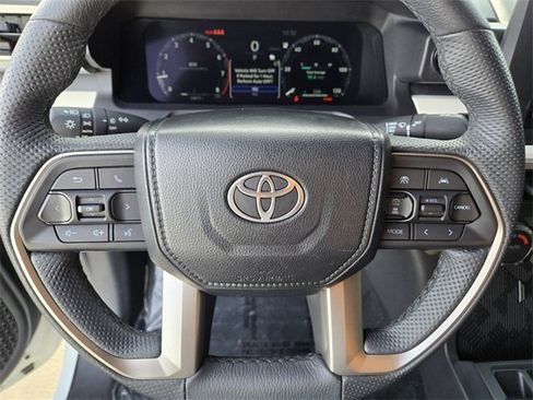 Used 2024 Toyota Tacoma TRD Sport image 20