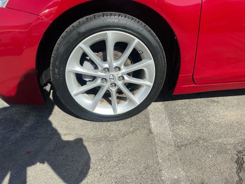 Used 2013 Lexus CT 200h image 12