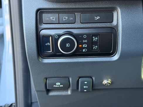 Used 2024 Ford F250 Lariat w/ Lariat Ultimate Package AWD/4WD image 9