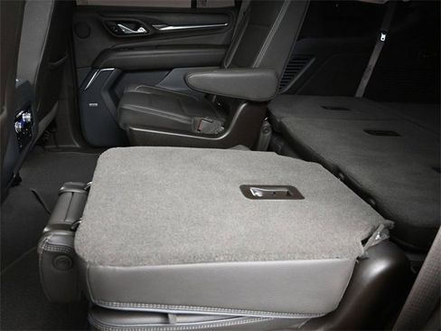 Used 2021 GMC Yukon Denali image 34