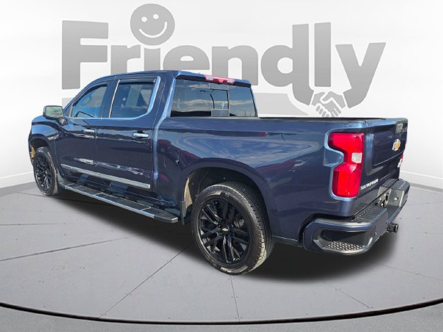 Used 2022 Chevrolet Silverado 1500 High Country w/ Technology Package AWD/4WD image 7