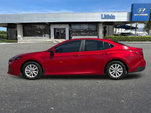 Used 2025 Toyota Camry LE FWD image 6