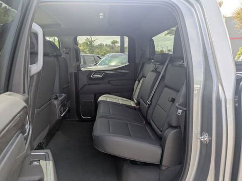 Used 2025 Chevrolet Silverado 1500 LTZ AWD/4WD image 13