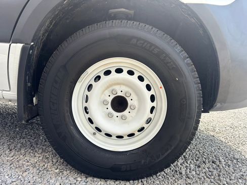 Used 2020 Mercedes-Benz Sprinter 2500 image 7