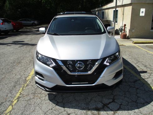 Used 2021 Nissan Rogue Sport S image 12