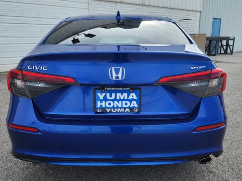 Used 2023 Honda Civic Sport image 5
