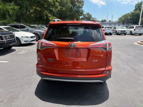Used 2016 Toyota RAV4 XLE FWD image 12