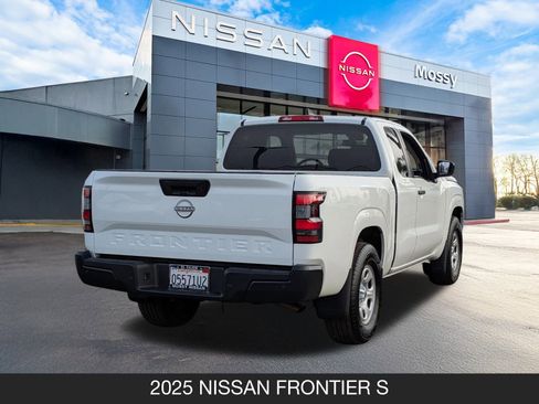 Certified 2025 Nissan Frontier S w/ S Utility Package image 9