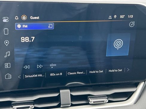 New 2026 Chevrolet Equinox LT w/ Convenience Package II image 14