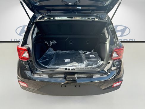 New 2026 Hyundai Venue SEL FWD image 18