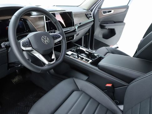 New 2026 Volkswagen Atlas SEL image 58