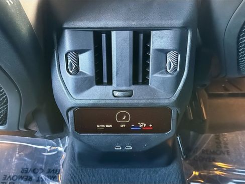 Used 2025 BMW X3 xDrive30i AWD/4WD image 19
