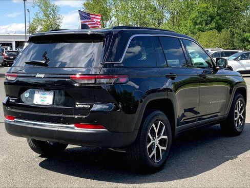 Certified 2024 Jeep Grand Cherokee Limited AWD/4WD image 10