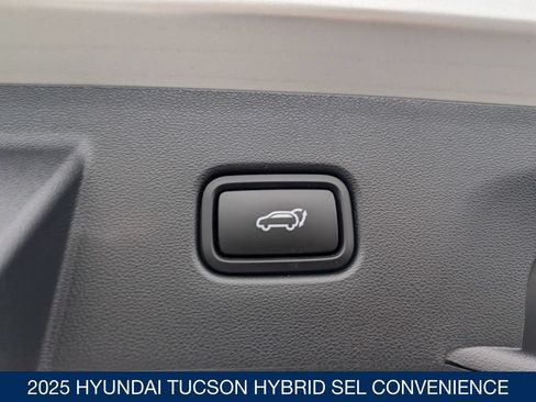 Used 2025 Hyundai Tucson SEL AWD/4WD image 32