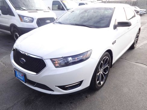 Used 2019 Ford Taurus SHO image 2