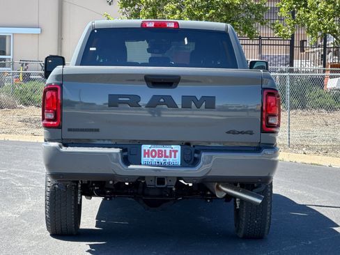 New 2026 RAM 2500 Big Horn AWD/4WD image 4