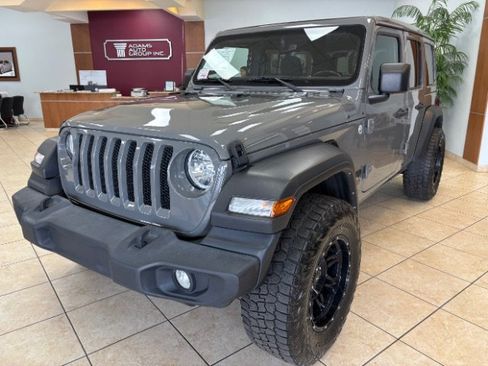 Used 2021 Jeep Wrangler Unlimited Sport w/ Sun And Sound Package AWD/4WD image 3