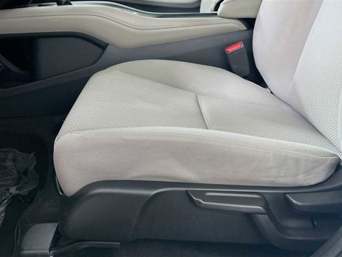 Used 2017 Honda HR-V LX image 17