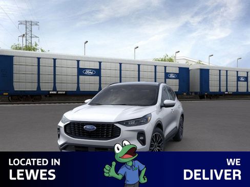 New 2024 Ford Escape SE w/ PHEV Premium Package image 3