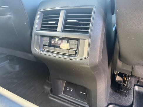 Used 2021 Volkswagen Atlas SEL AWD/4WD image 22