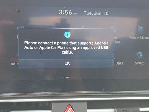 Certified 2025 Hyundai Elantra Limited image 10