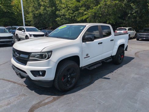 Used 2018 Chevrolet Colorado LT w/ Redline Special Edition RWD image 3