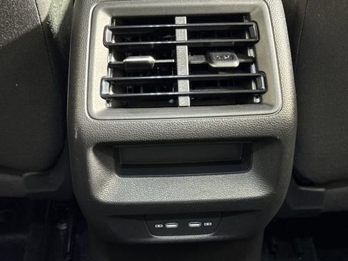 Used 2025 Volkswagen Tiguan S AWD/4WD image 25